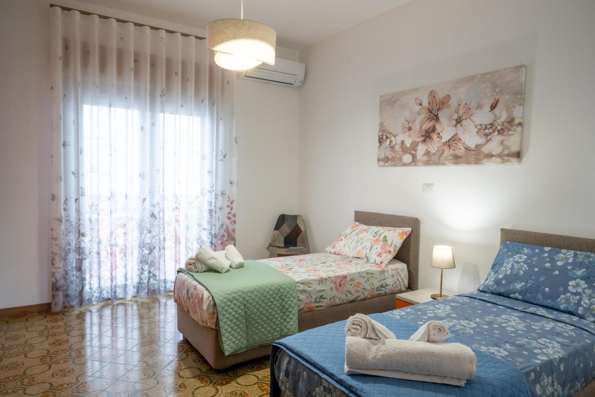 B&B Benvenuti Al Centro カゼルタ エクステリア 写真